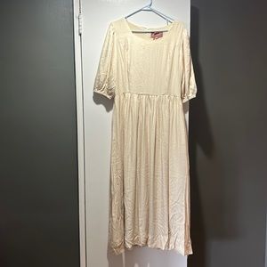 Jessa Kae cream fern dress size Large